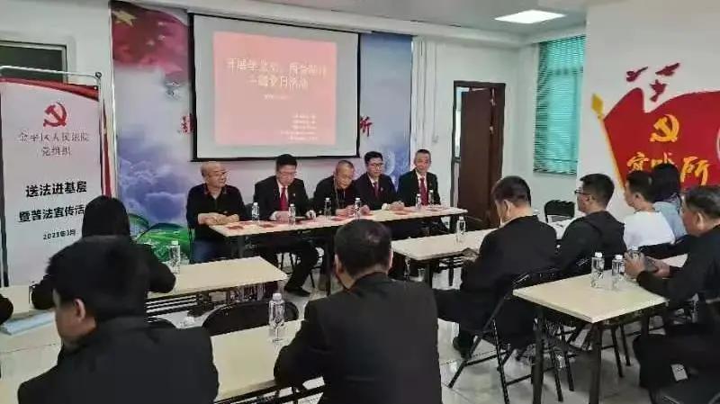 濠江论坛资料免费大全最新消息，探索信息的海洋，助力学术与事业成长